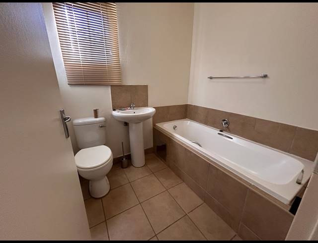2 BEDROOM HOUSE FOR SALE IN SAVANNA CITY